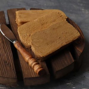 کاربردهای متنوع شکر سرخ در آشپزی و طب سنتی
